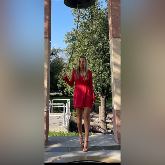 Mini Zara dress red silk with shoulder pads - Picture 1 of 8